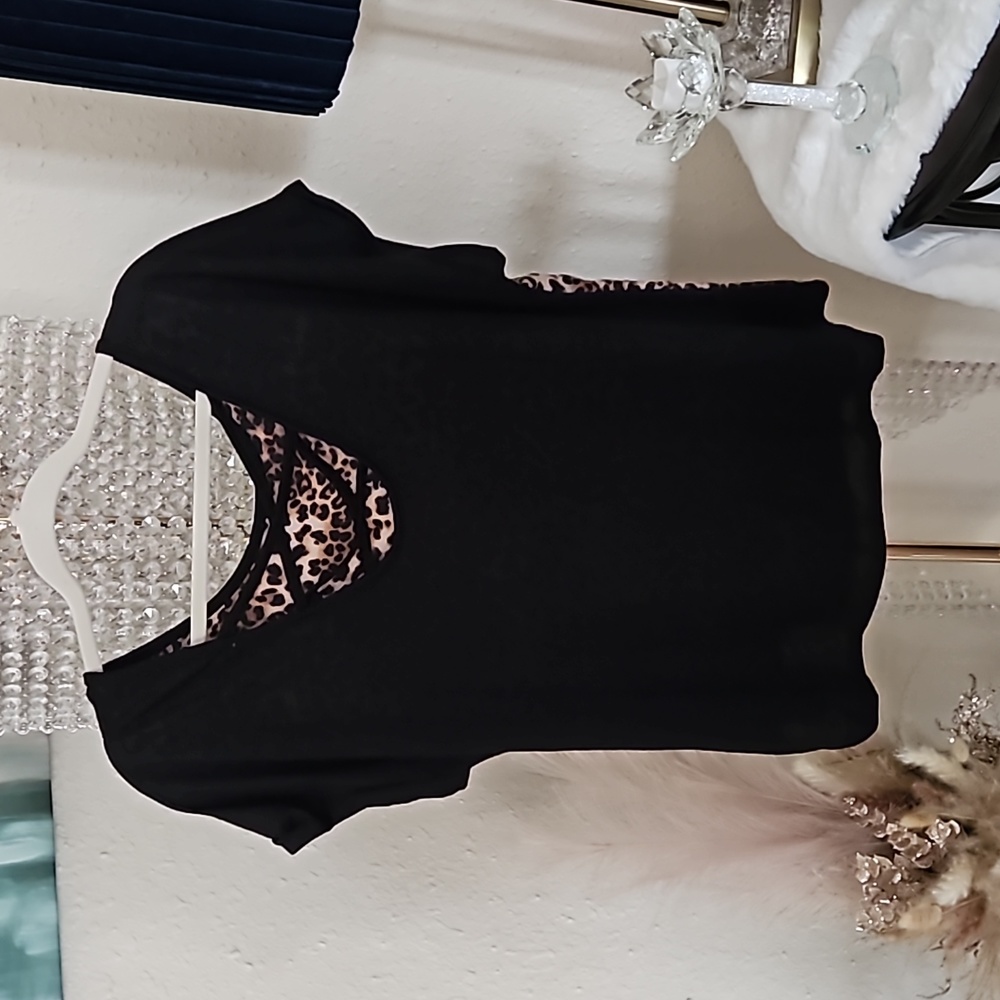 Leopard Top - Picture 2 of 5